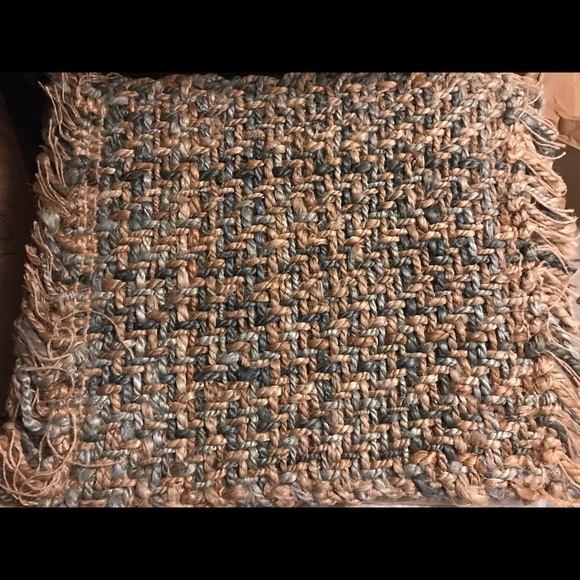 2 New Pottery Barn Braided Jute Dhurrie Kilim Mats